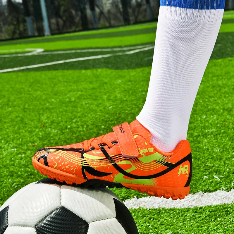 Новые мужские и детские профессиональные футбольные бутсы для мальчиков, сверхлегкие футбольные бутсы для мальчиков, тренировочная обувь для матчей, бутсы, нескользящие, Прямая доставка
Новые мужские и детские профессиональные футбольные бутсы для мальчиков, сверхлегкие футбольные бутсы для мальчиков, тренировочная обувь для матчей, бутсы, нескользящие, Прямая доставка