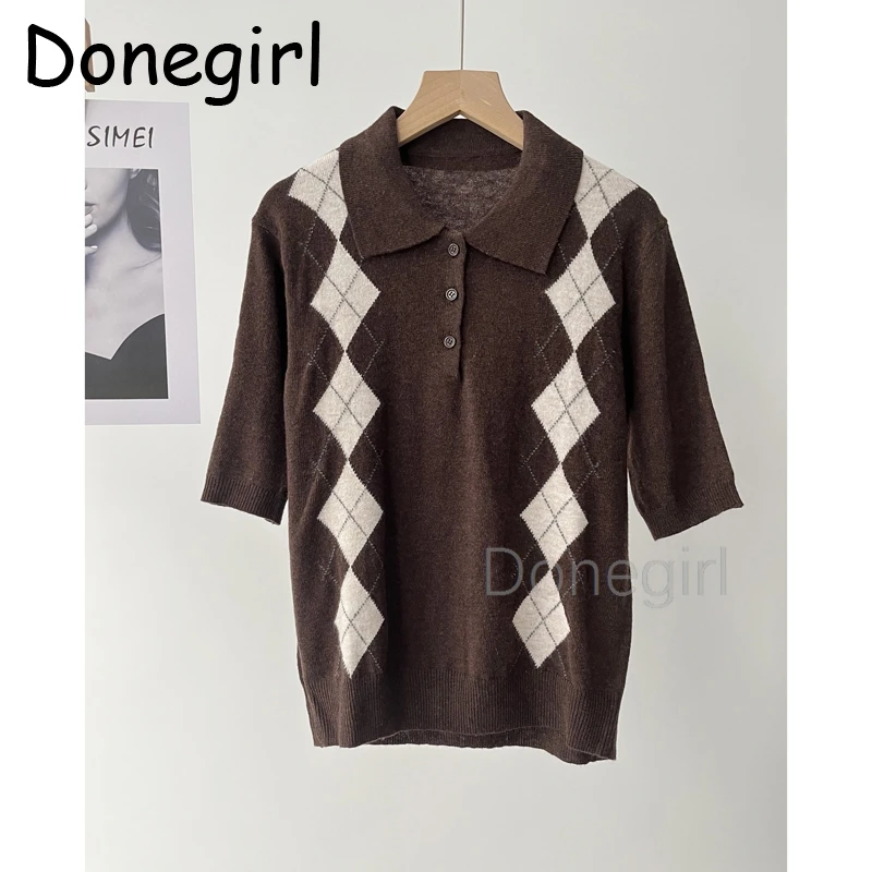 2025 Spring Fashion Women Sweater Tops Turn-Down Collar Short Sleeves Knitted Tshirt Female Casual Vintage Pullovers
2025 Spring Fashion Women Sweater Tops Turn-Down Collar Short Sleeves Knitted Tshirt Female Casual Vintage Pullovers