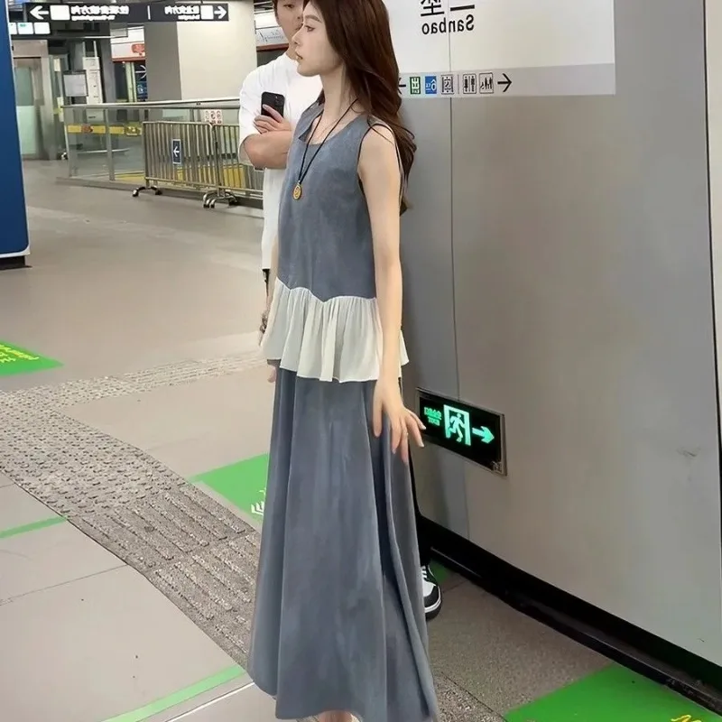 Women Sleeveless Ruffle Hem Top and Maxi Skirt 2Pcs Summer Set
Women Sleeveless Ruffle Hem Top and Maxi Skirt 2Pcs Summer Set