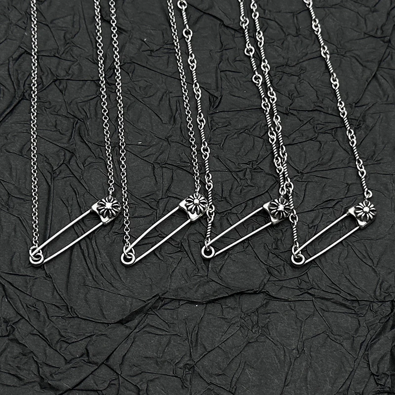 S925 sterling silver retro old diamond-encrusted pin necklace European and American men's and women's niche personality
S925 sterling silver retro old diamond-encrusted pin necklace European and American men's and women's niche personality
