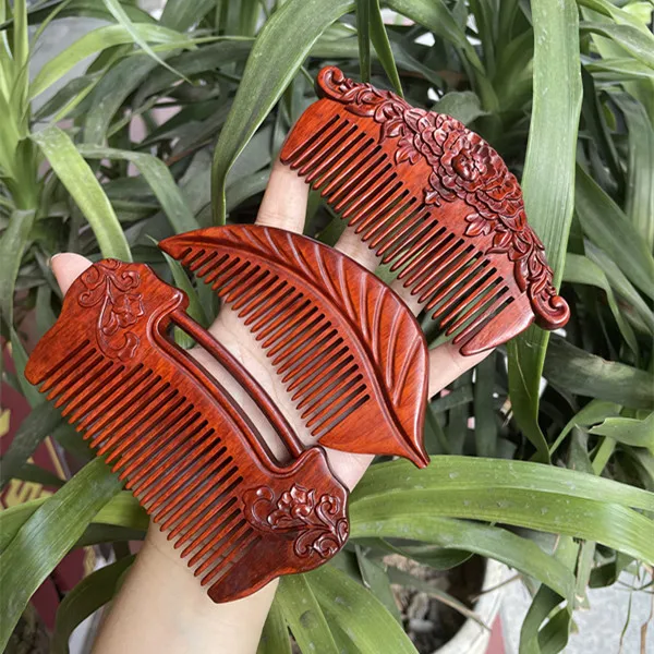 Hanfu headwear Natural Rhinoceros Horn Small Leaf Red Sandalwood Carved Wood Comb Retro Style Massage Comb Gifts with comb
Hanfu headwear Natural Rhinoceros Horn Small Leaf Red Sandalwood Carved Wood Comb Retro Style Massage Comb Gifts with comb