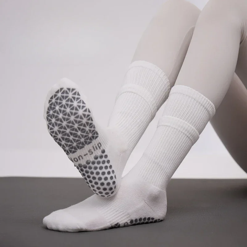 New Double Layer Yoga Socks Professional Silicone Anti-slip Pilates Socks Cotton Breathable Gym Fitness Floor Dance Sports Socks
New Double Layer Yoga Socks Professional Silicone Anti-slip Pilates Socks Cotton Breathable Gym Fitness Floor Dance Sports Socks