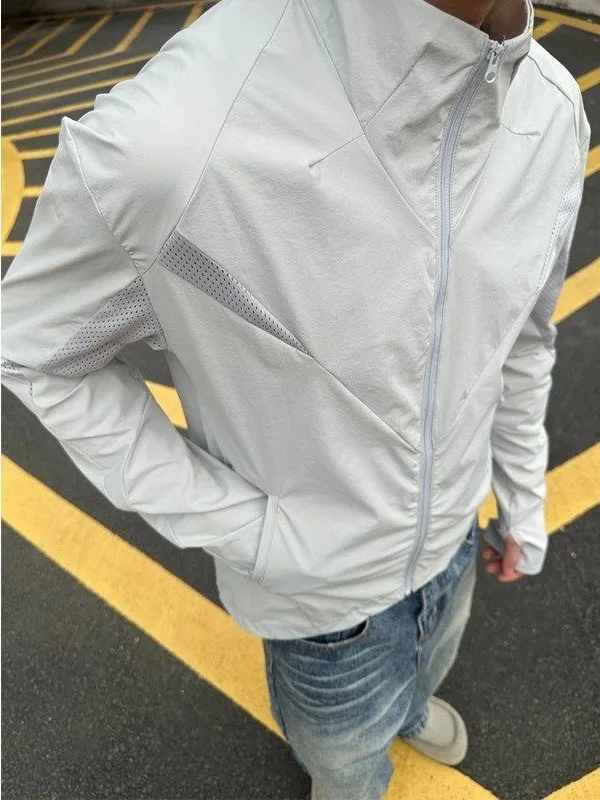 Ice Silk Men's American Boxy Shoulder Stand Collar Running Outdoor Thin Sun Protection Jacket Breathable Mesh Lightweight Qui...
Ice Silk Men's American Boxy Shoulder Stand Collar Running Outdoor Thin Sun Protection Jacket Breathable Mesh Lightweight Qui...