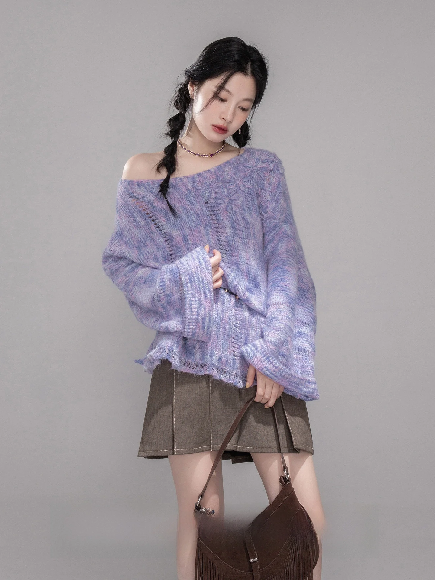 COTRE Handmade Knitted Wool Sweater Monet Mist Purple Small Flower Embellied Casual Sle Loose Fit Long Sve One-oulder
COTRE Handmade Knitted Wool Sweater Monet Mist Purple Small Flower Embellied Casual Sle Loose Fit Long Sve One-oulder