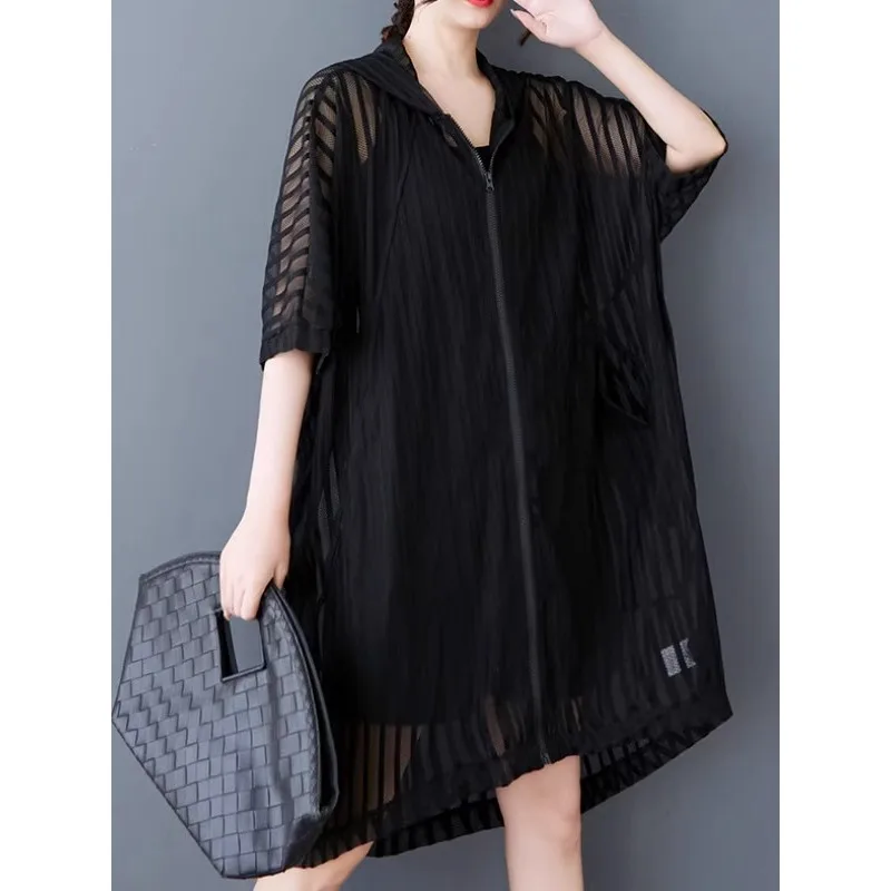 SuperAen 2025 Spring and Summer New Women's Hooded Long Shirt Jacket Fashion Sunscreen Top Shirt
SuperAen 2025 Spring and Summer New Women's Hooded Long Shirt Jacket Fashion Sunscreen Top Shirt