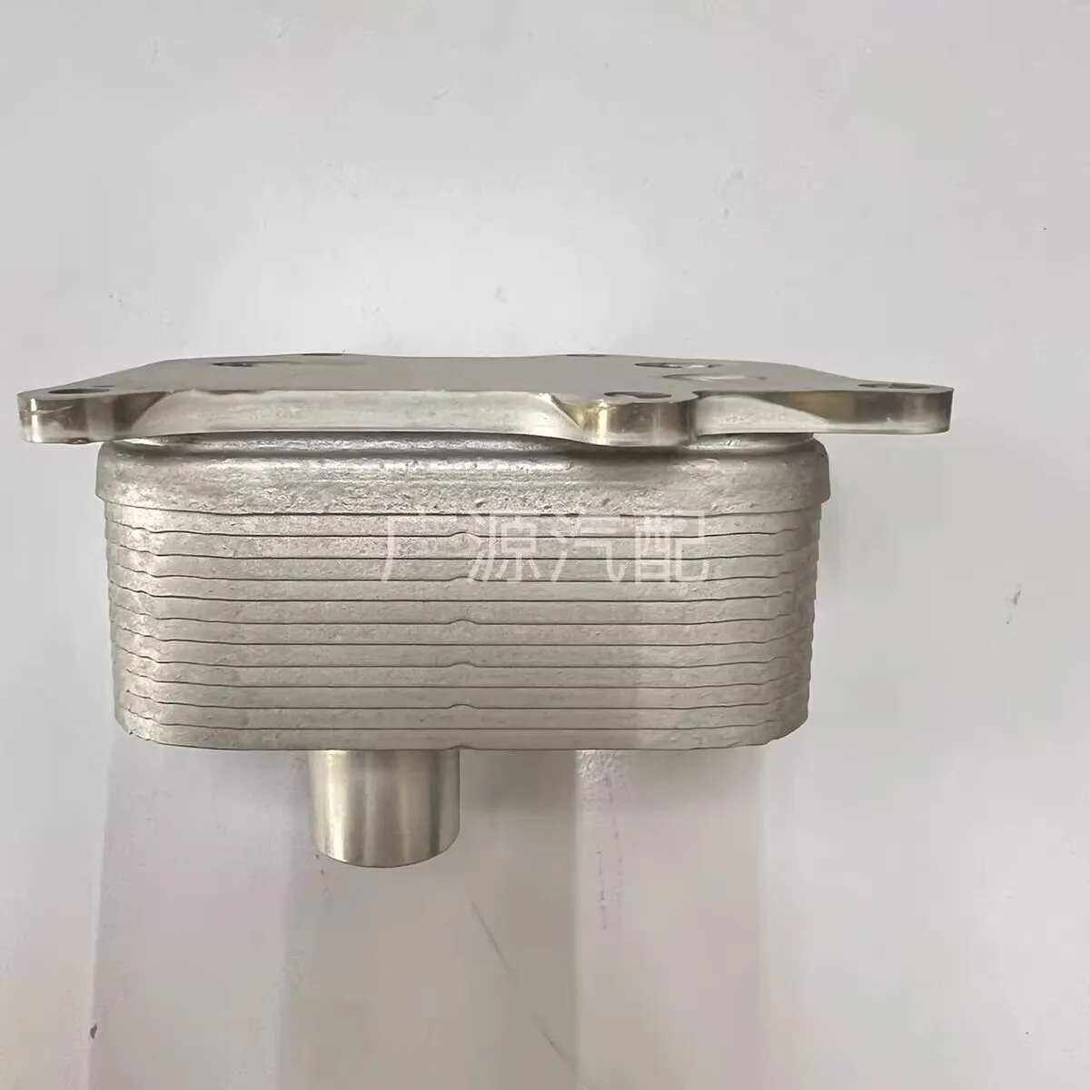 Auto parts High quality Oil cooler 1013100XEC05 for Great Wall HAVAL H9 NEW H5 GWM POER Wingle 7 turbocharged engine GW4C20B
Auto parts High quality Oil cooler 1013100XEC05 for Great Wall HAVAL H9 NEW H5 GWM POER Wingle 7 turbocharged engine GW4C20B