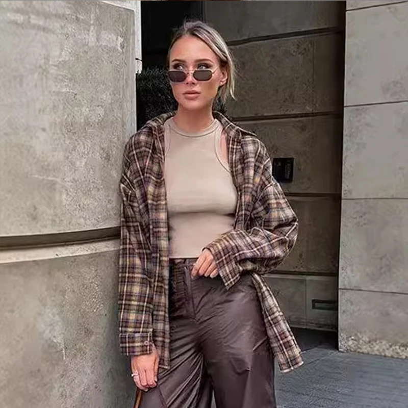 Spring Autumn Women's Plaid Loose Fit Long Sleeve Plaid Shirt Y2k Vintage Elegant Casual Tees Streetwear Shirts & Blouses
Spring Autumn Women's Plaid Loose Fit Long Sleeve Plaid Shirt Y2k Vintage Elegant Casual Tees Streetwear Shirts & Blouses