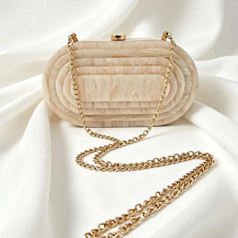 Splicing bag retro acrylic dinner bag chain shoulder messenger women's bag fashion banquet hand
Splicing bag retro acrylic dinner bag chain shoulder messenger women's bag fashion banquet hand
