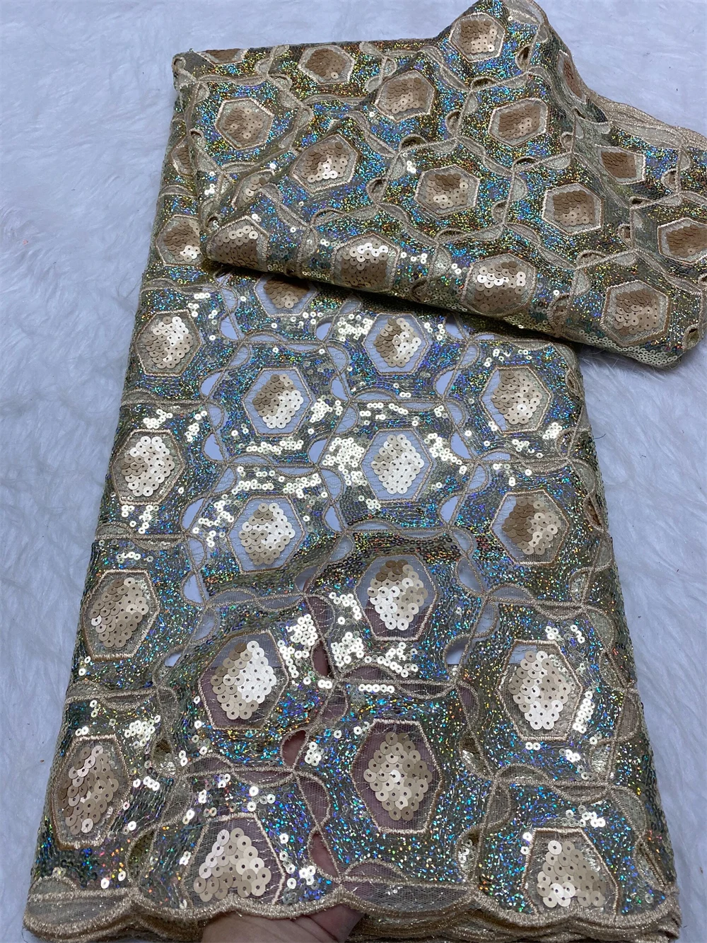African Nigerian 2024 Latest High Quality With Tulle Sewing Lace Fabric Guipure Embroidery Dresses Sequins 5yards JH0018
African Nigerian 2024 Latest High Quality With Tulle Sewing Lace Fabric Guipure Embroidery Dresses Sequins 5yards JH0018