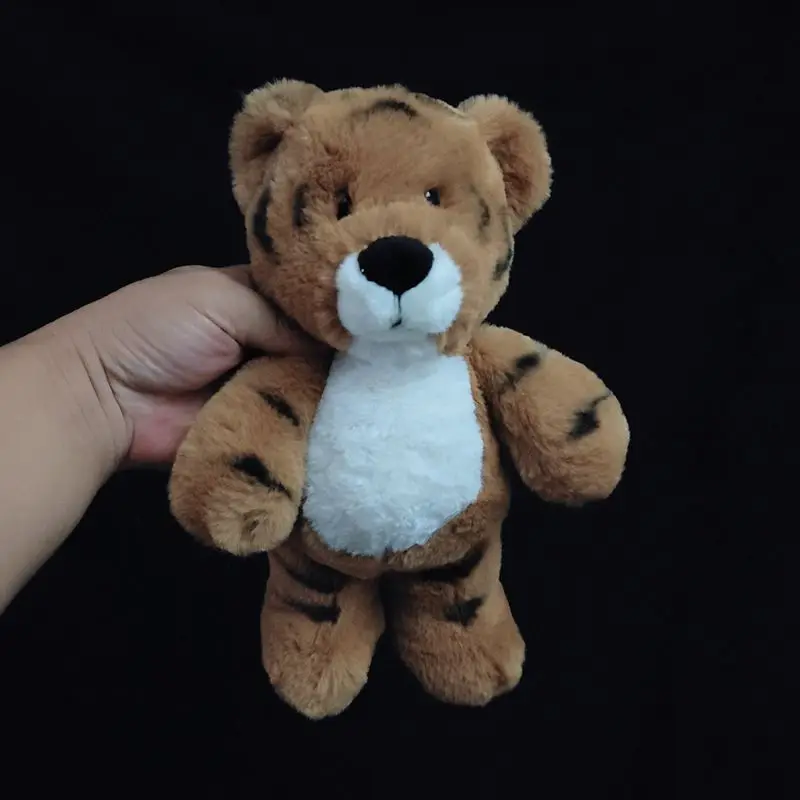 24 см супер мягкая плюшевая игрушка маленького тигра, маленькая желтая кукла-тигр, реалистичные животные, имитация мягкой куклы, кавайная игрушка в подарок
24 см супер мягкая плюшевая игрушка маленького тигра, маленькая желтая кукла-тигр, реалистичные животные, имитация мягкой куклы, кавайная игрушка в подарок