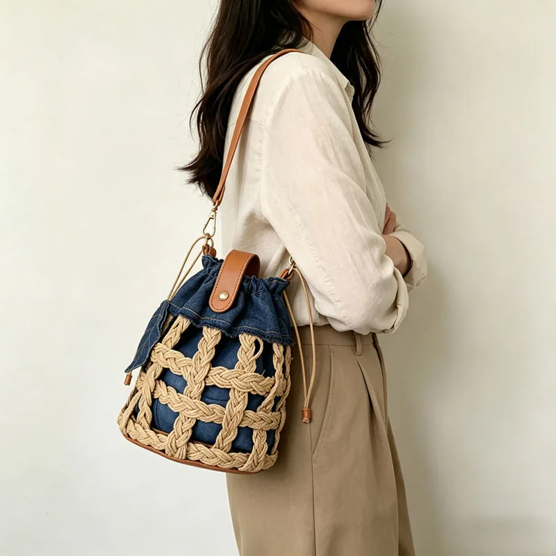 Bohemian Woven Bucket Bag Denim Patchwork Women Shoulder Bag NEW Hollow Purses and Handbags Summer Travel Beach Bags for Women
Bohemian Woven Bucket Bag Denim Patchwork Women Shoulder Bag NEW Hollow Purses and Handbags Summer Travel Beach Bags for Women
