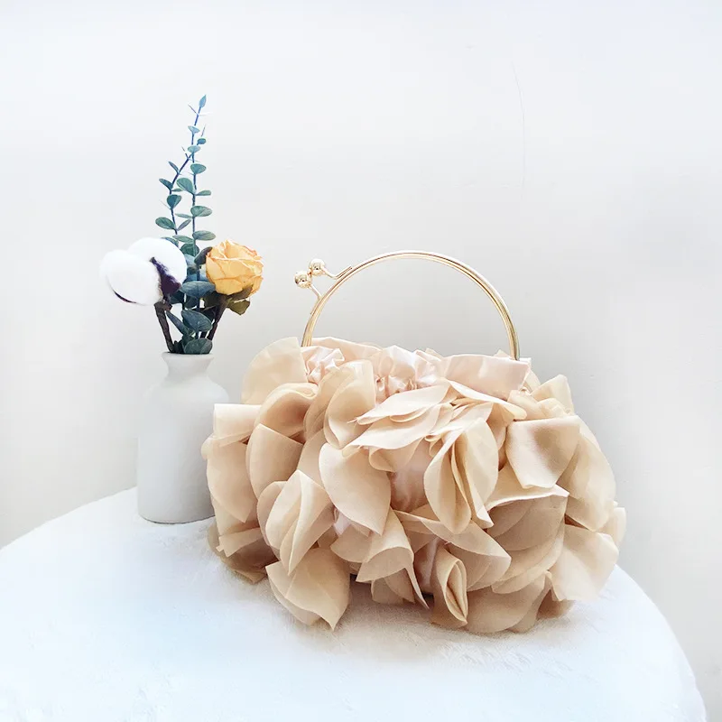 French Chiffon Flower Evening Clutch Bag Elegant Party Handbag for Women
French Chiffon Flower Evening Clutch Bag Elegant Party Handbag for Women