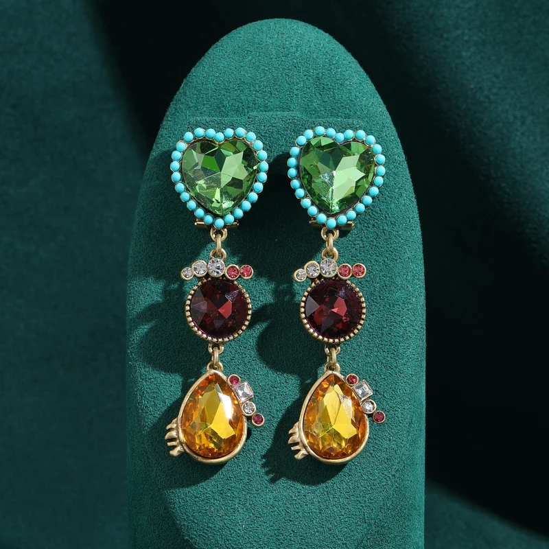 Vintage Colorful Crystal Drop Earrings Heart Pendant Designer Antique Gold Plated Charm For Girl Ceremony Luxury Accessories
Vintage Colorful Crystal Drop Earrings Heart Pendant Designer Antique Gold Plated Charm For Girl Ceremony Luxury Accessories