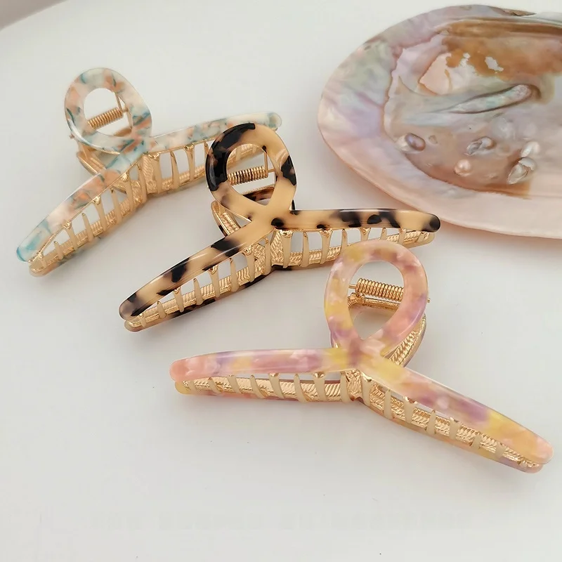 Металлический ковчег большого размера, заколка для волос, женские модные аксессуары, заколки для волос, когти для волос из сплава Sli, аксессуары для волос из смолы
Металлический ковчег большого размера, заколка для волос, женские модные аксессуары, заколки для волос, когти для волос из сплава Sli, аксессуары для волос из смолы