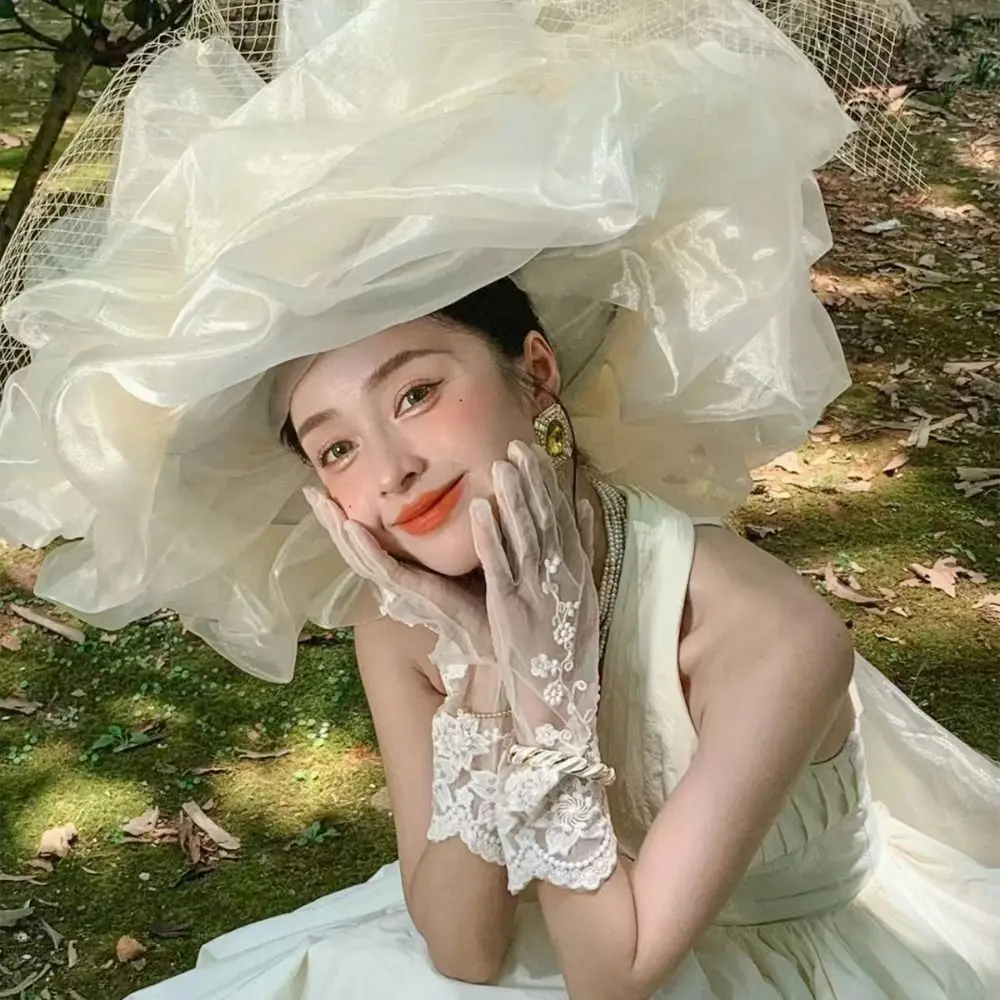 New Arrival French Style Bride Headdress Luxury Plus size Bridal Hats Photography Elegant Wedding Headwear Hair Accessories
New Arrival French Style Bride Headdress Luxury Plus size Bridal Hats Photography Elegant Wedding Headwear Hair Accessories
