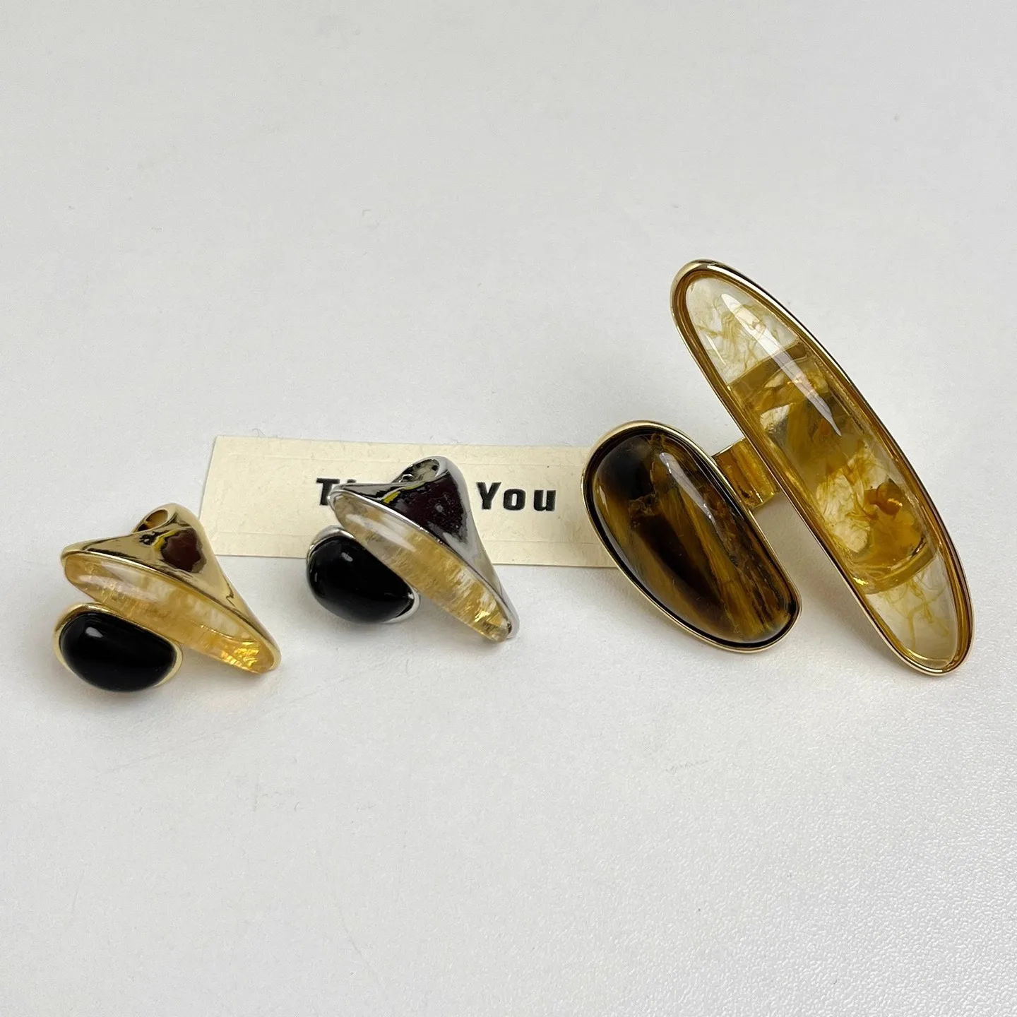 New Irregular Natural Tiger Eye Stone Open Ring Luxury Exaggerated Large Gemstone Finger Ring Fashion Women Jewelry
New Irregular Natural Tiger Eye Stone Open Ring Luxury Exaggerated Large Gemstone Finger Ring Fashion Women Jewelry