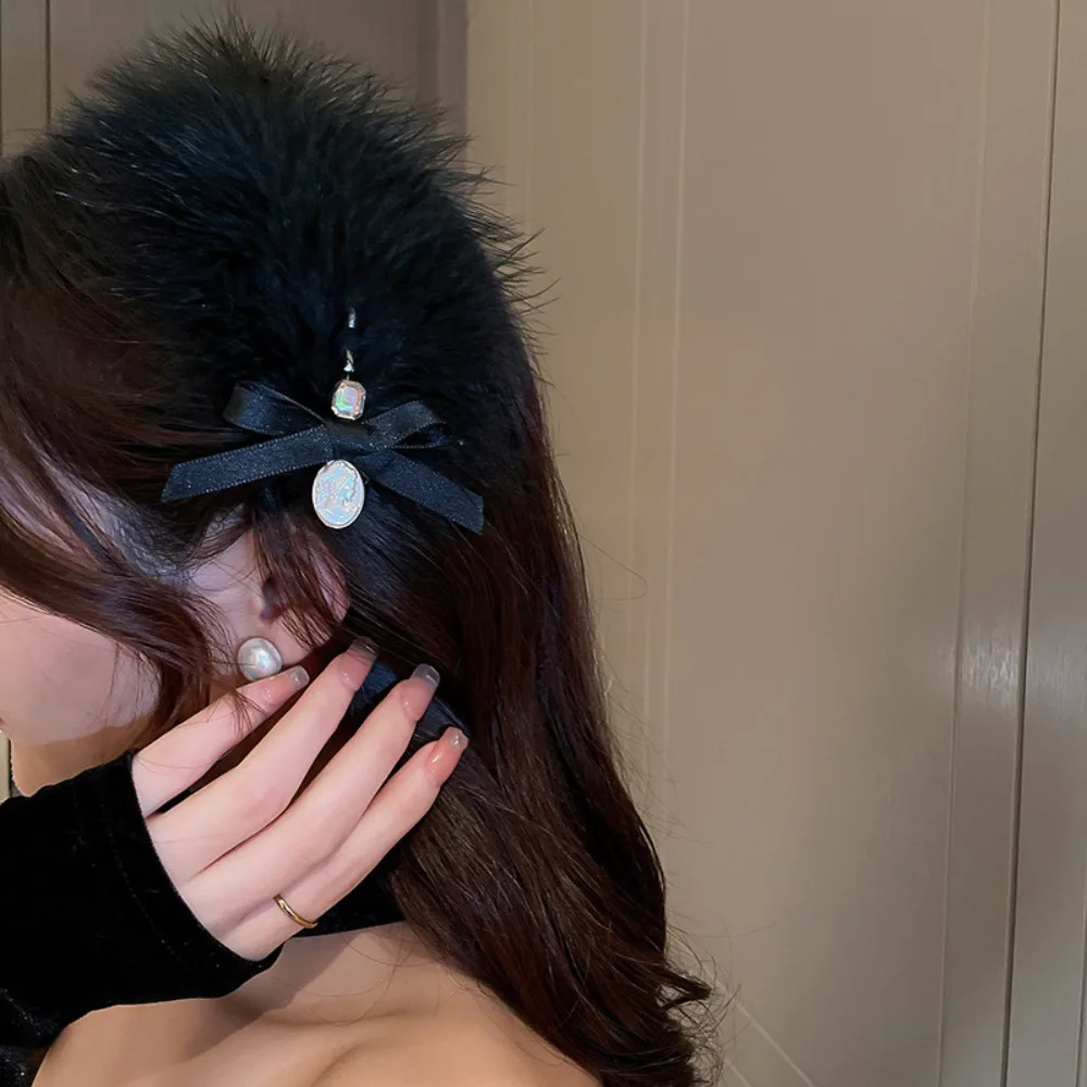 Clip Hair Barrettes Gifts For Girl Wedding For Women Korean Style Hairpin Feather Hair Clip Female Barrettes Hair Accessories
Clip Hair Barrettes Gifts For Girl Wedding For Women Korean Style Hairpin Feather Hair Clip Female Barrettes Hair Accessories