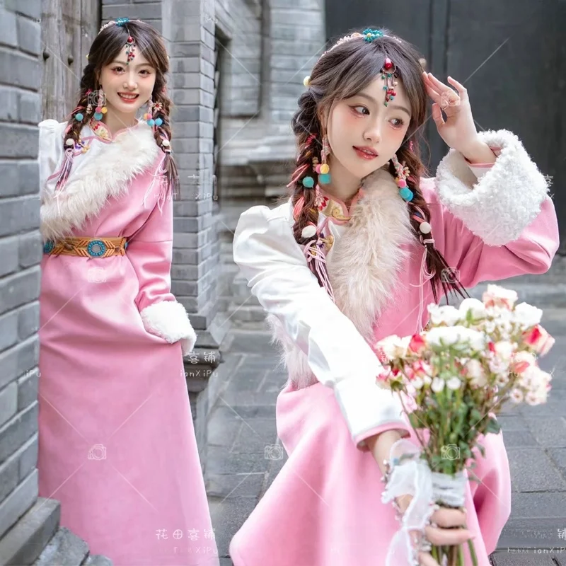 2025 New Pink Fur Collar Tibetan Dress Women's Photography Travel Shot Ethnic Tibetan Long Robe National Style Clothing
2025 New Pink Fur Collar Tibetan Dress Women's Photography Travel Shot Ethnic Tibetan Long Robe National Style Clothing