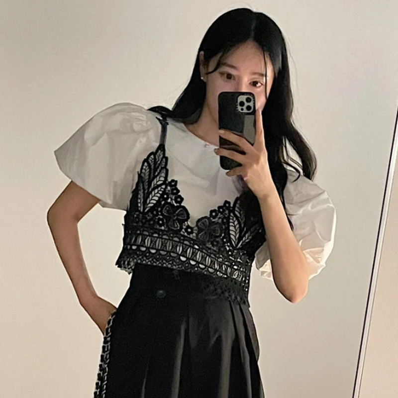 Korean Chic Summer Design Lace Strap Vest Bubble Sve irt Two Piece Set Women's Cotton Blend Faionable Ensemble
Korean Chic Summer Design Lace Strap Vest Bubble Sve irt Two Piece Set Women's Cotton Blend Faionable Ensemble