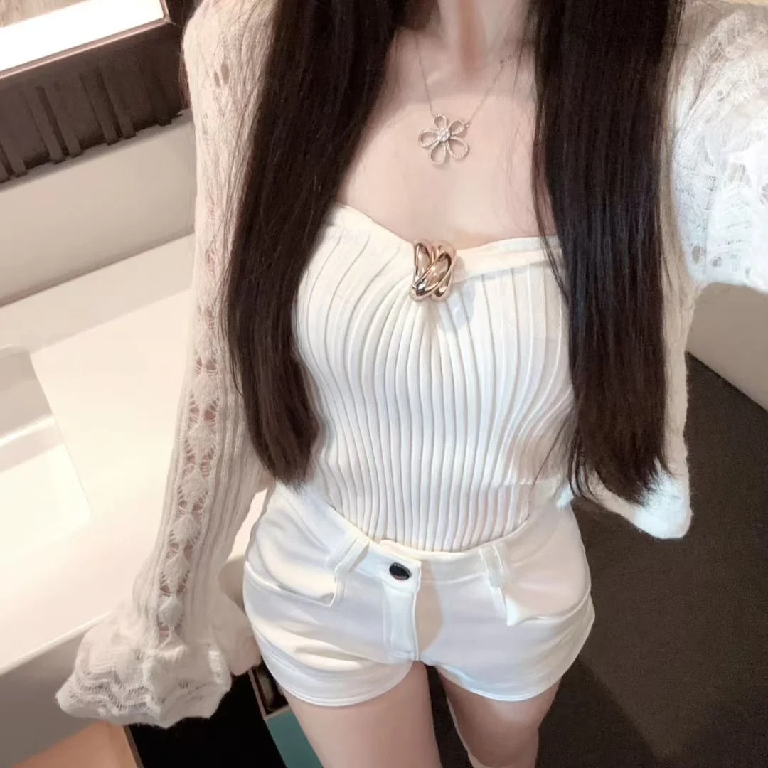 LXYG2026 Spring New Style Pure Desire Lady Small Fragrance Knitted Tube Top Hollow out Cardigan Women's Fashion Soft V-Neck S...
LXYG2026 Spring New Style Pure Desire Lady Small Fragrance Knitted Tube Top Hollow out Cardigan Women's Fashion Soft V-Neck S...