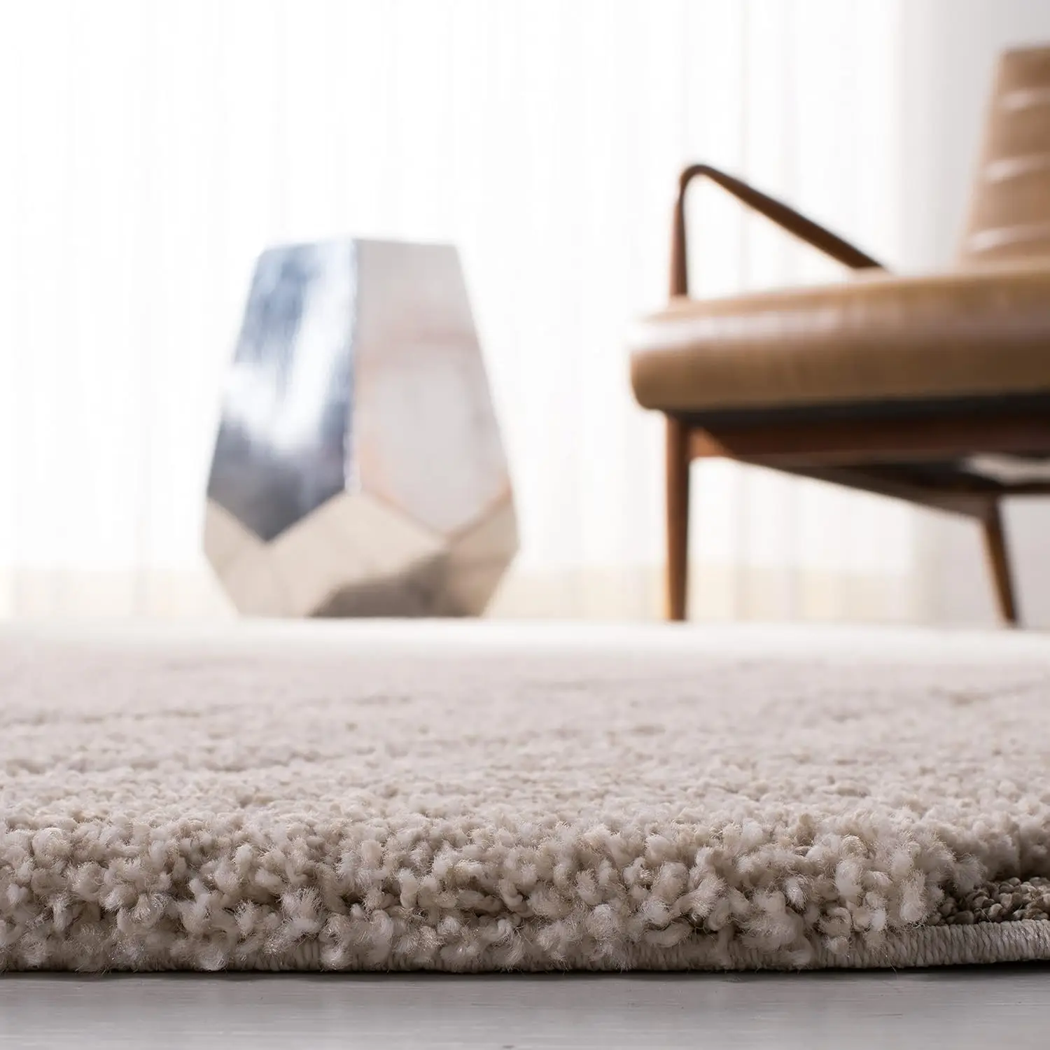 Safavieh Florida Shag Collection Accent Rug - 2'3"" X 5', Light Blue & Blue, Non-Shedding & Easy Care, 1.2-Inch Thick Ideal For
Safavieh Florida Shag Collection Accent Rug - 2'3"" X 5', Light Blue & Blue, Non-Shedding & Easy Care, 1.2-Inch Thick Ideal For