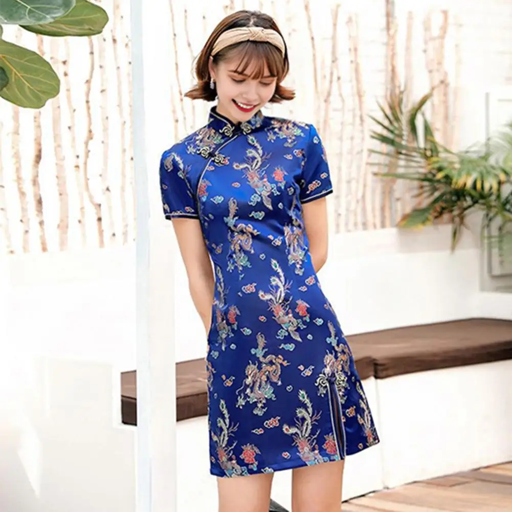 Semi-stand-up Collar Cheongsam Elegant Dragon Phoenix Print Cheongsam Dress for Women Slim Fit Retro Chinese Style for Wedding
Semi-stand-up Collar Cheongsam Elegant Dragon Phoenix Print Cheongsam Dress for Women Slim Fit Retro Chinese Style for Wedding