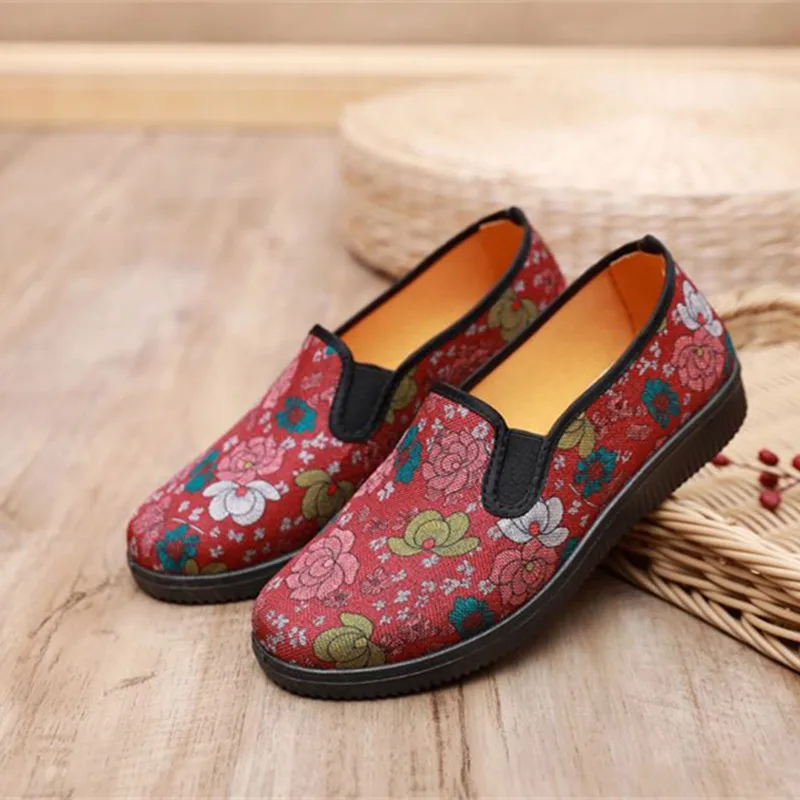 sapatos femininas модные элегантные легкие красные туфли без шнуровки с цветочным узором для женщин женские синие лоферы в стиле ретро ea211
sapatos femininas модные элегантные легкие красные туфли без шнуровки с цветочным узором для женщин женские синие лоферы в стиле ретро ea211