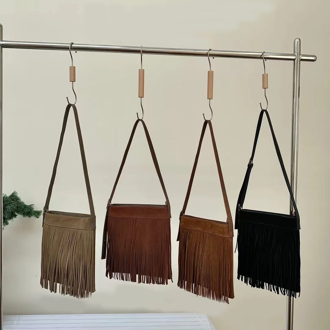 Luxury Brand 2023 Frosted Cowhide Women's Bag Large Capacity Single Shoulder Crossbody Tote Tassel Purses And HandbagsBag
Luxury Brand 2023 Frosted Cowhide Women's Bag Large Capacity Single Shoulder Crossbody Tote Tassel Purses And HandbagsBag