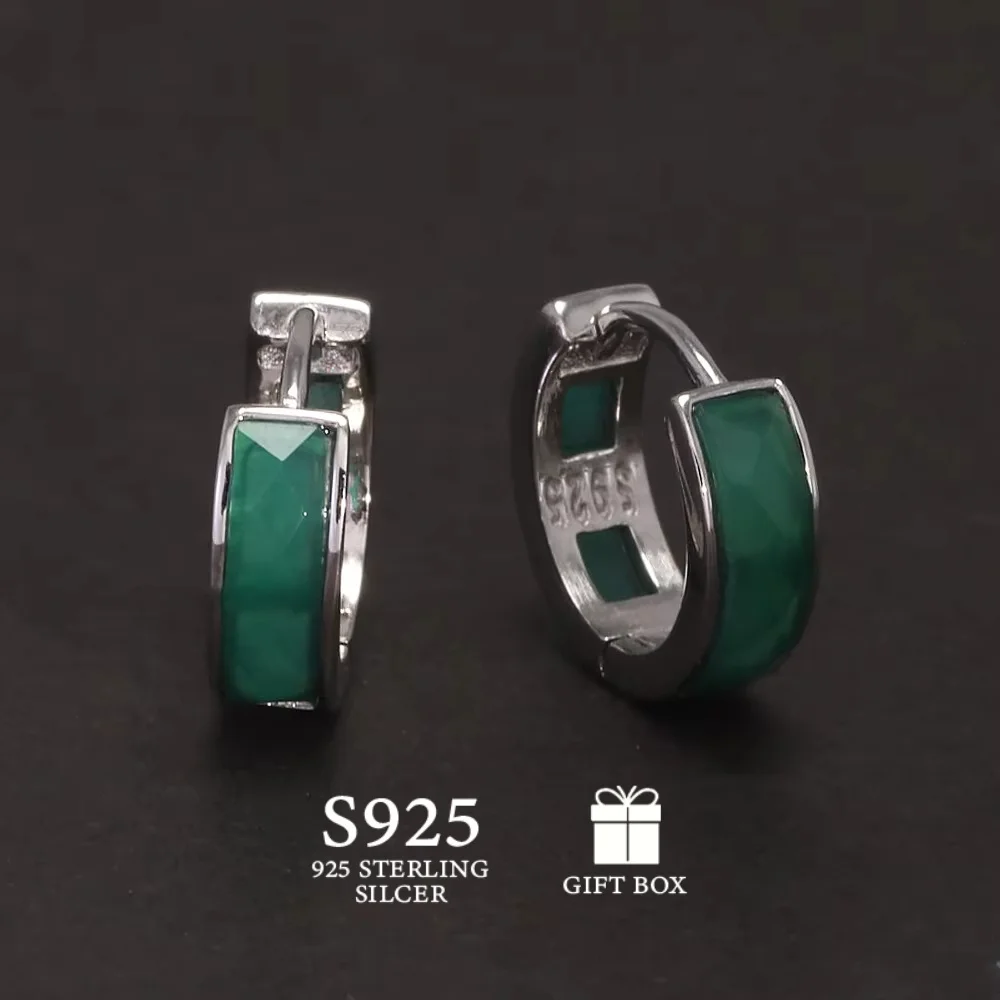 1pair Trendy S925 Agate Hoop Earrings for Men. An Everyday Jewelry Item Ideal for Birthdays and Christmas Presents.
1pair Trendy S925 Agate Hoop Earrings for Men. An Everyday Jewelry Item Ideal for Birthdays and Christmas Presents.