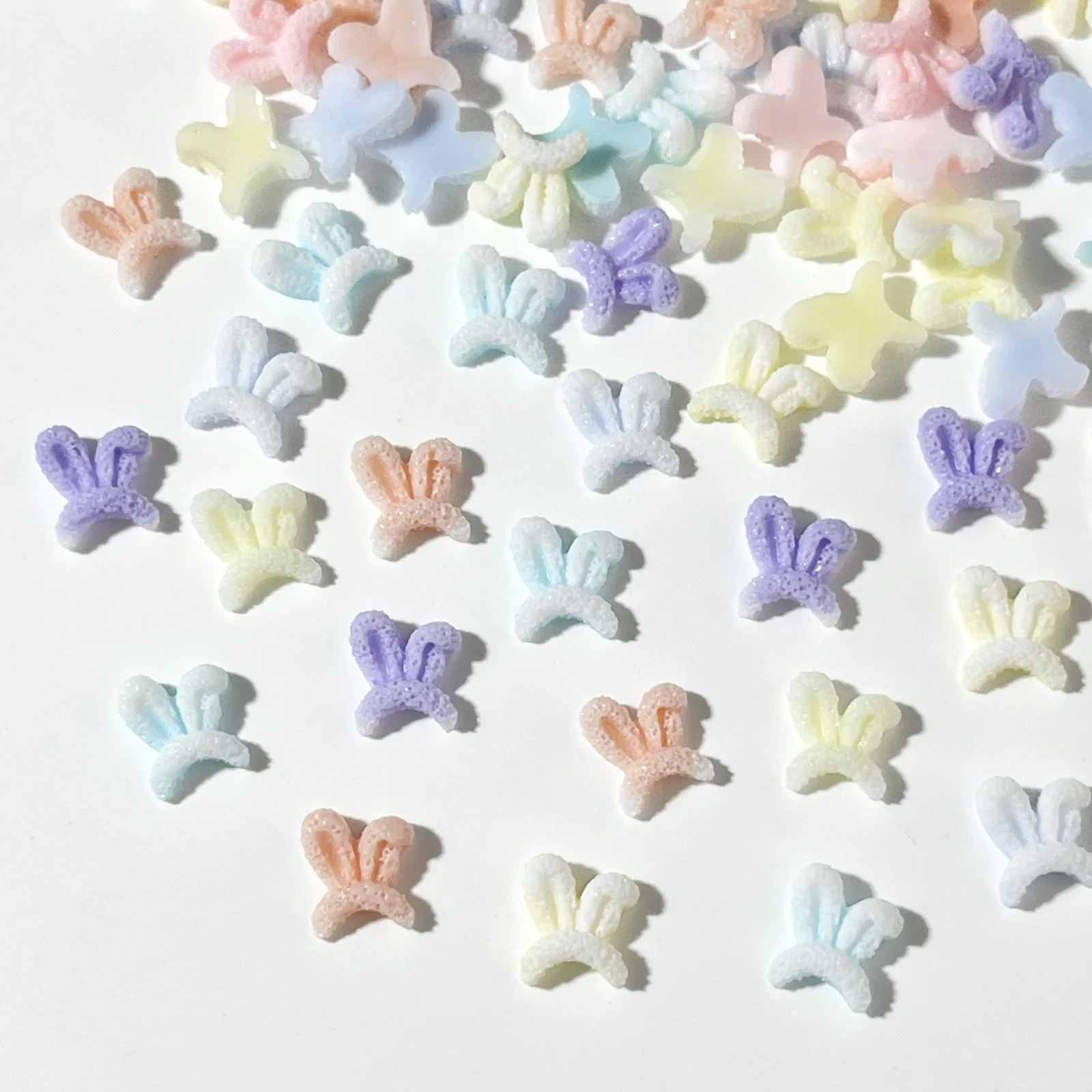 50 шт. новые светящиеся кроличьи уши маникюрные украшения милая девушка мультфильм длинноухий кролик смола дизайн ногтей чехол для телефона шпилька аксессуары
50 шт. новые светящиеся кроличьи уши маникюрные украшения милая девушка мультфильм длинноухий кролик смола дизайн ногтей чехол для телефона шпилька аксессуары