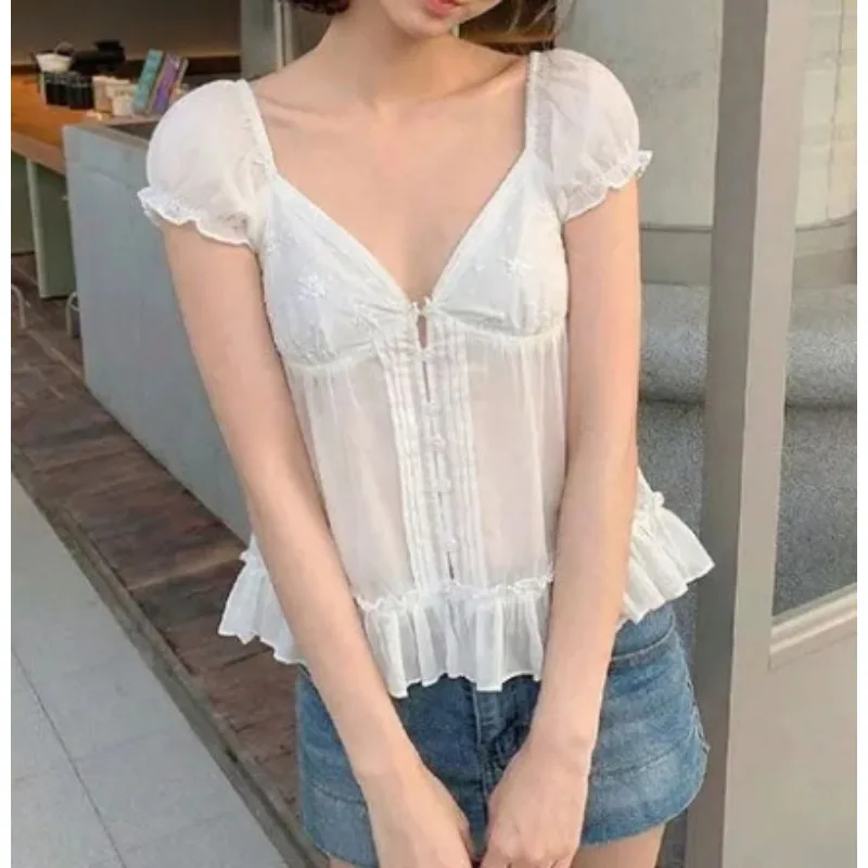 2025 Women's New Sweet Lace Student Princess Home French Lace Elegant Top
2025 Women's New Sweet Lace Student Princess Home French Lace Elegant Top