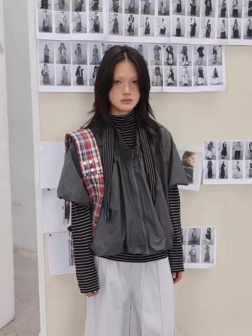 Японская уличная куртка-бомбер с функциональным дизайном, свободного кроя, для женщин
Японская уличная куртка-бомбер с функциональным дизайном, свободного кроя, для женщин