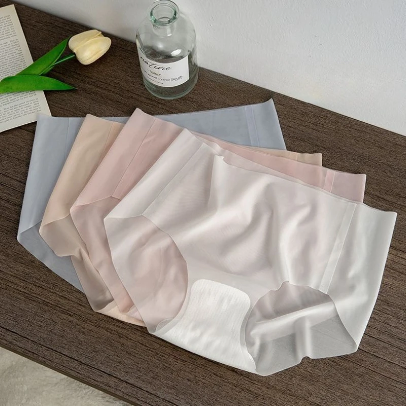 Seamless Ice Silk Underwear for Women Summer Ultra-thin Breathable Quick-drying Underpant Ladies Briefs Panties M-XL
Seamless Ice Silk Underwear for Women Summer Ultra-thin Breathable Quick-drying Underpant Ladies Briefs Panties M-XL