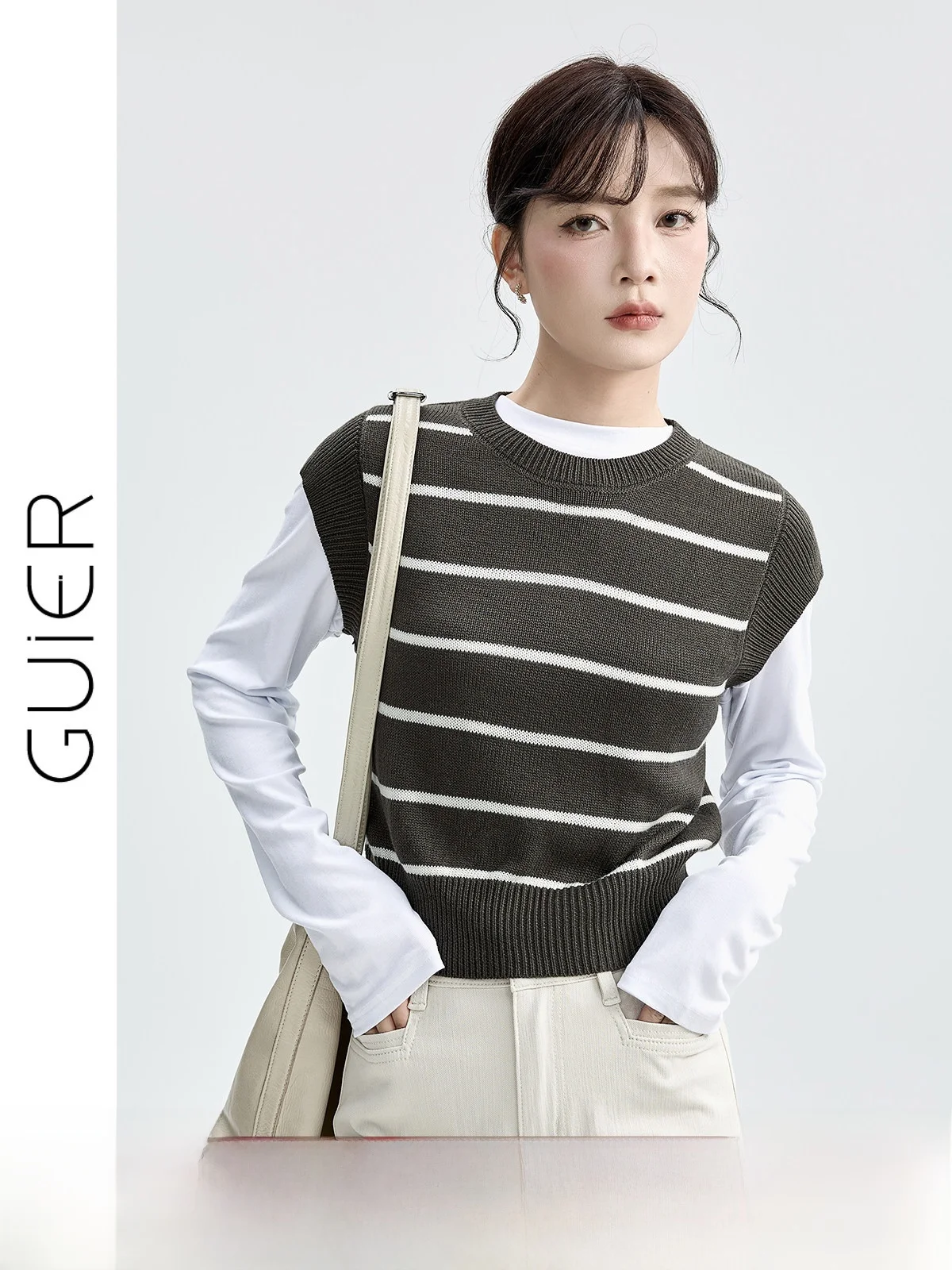 Guier Women's Knitted Vest Striped round Ne Slim Fit Vintage Layering Top New Arrival 2026 Autumn Faion Ladies Vest
Guier Women's Knitted Vest Striped round Ne Slim Fit Vintage Layering Top New Arrival 2026 Autumn Faion Ladies Vest