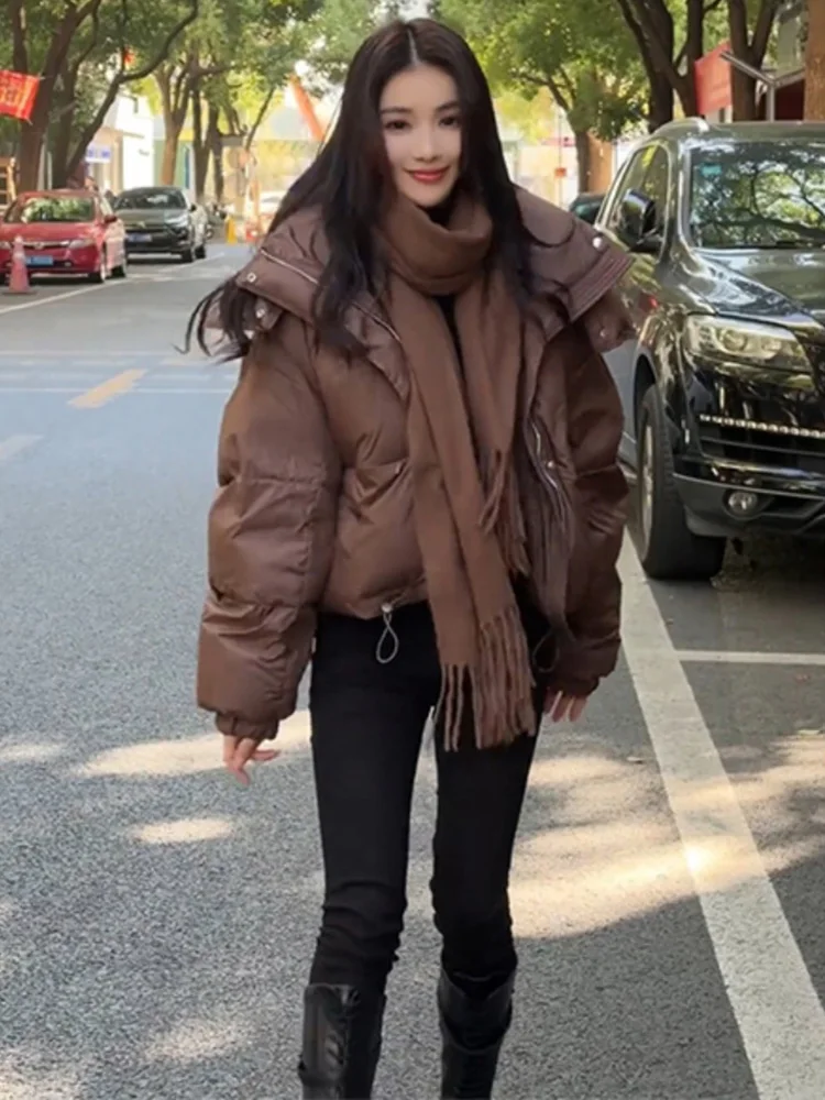 Модная утепленная короткая хлопковая куртка для женщин, зимнее пальто, теплая дутая куртка, женская зимняя верхняя одежда
Модная утепленная короткая хлопковая куртка для женщин, зимнее пальто, теплая дутая куртка, женская зимняя верхняя одежда