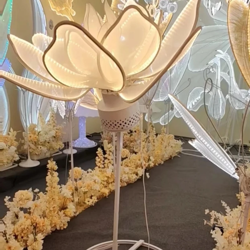 Hot-selling products, wedding decorations, large retractable LED wrought iron peony lights, compatible with AC IP65
Hot-selling products, wedding decorations, large retractable LED wrought iron peony lights, compatible with AC IP65