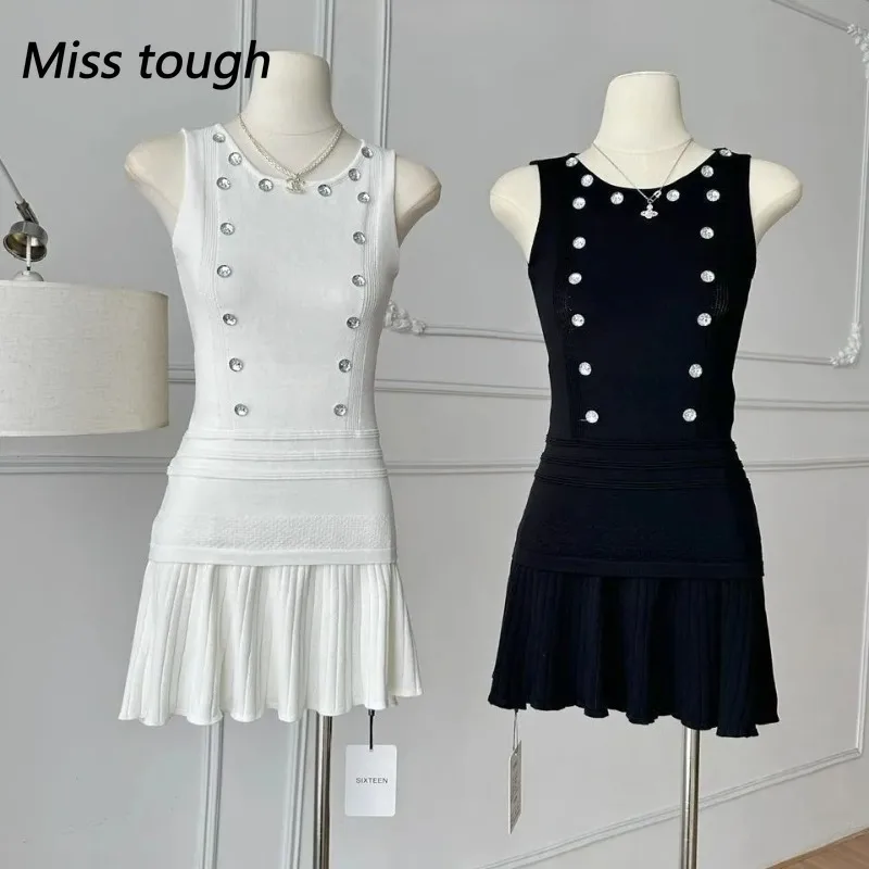 Spring Summer Korean Fashion French Elegant Women's Dresses Patched Blazer Knitted Sexy Pleated Y2K Slimming Design Short Skirts
Spring Summer Korean Fashion French Elegant Women's Dresses Patched Blazer Knitted Sexy Pleated Y2K Slimming Design Short Skirts