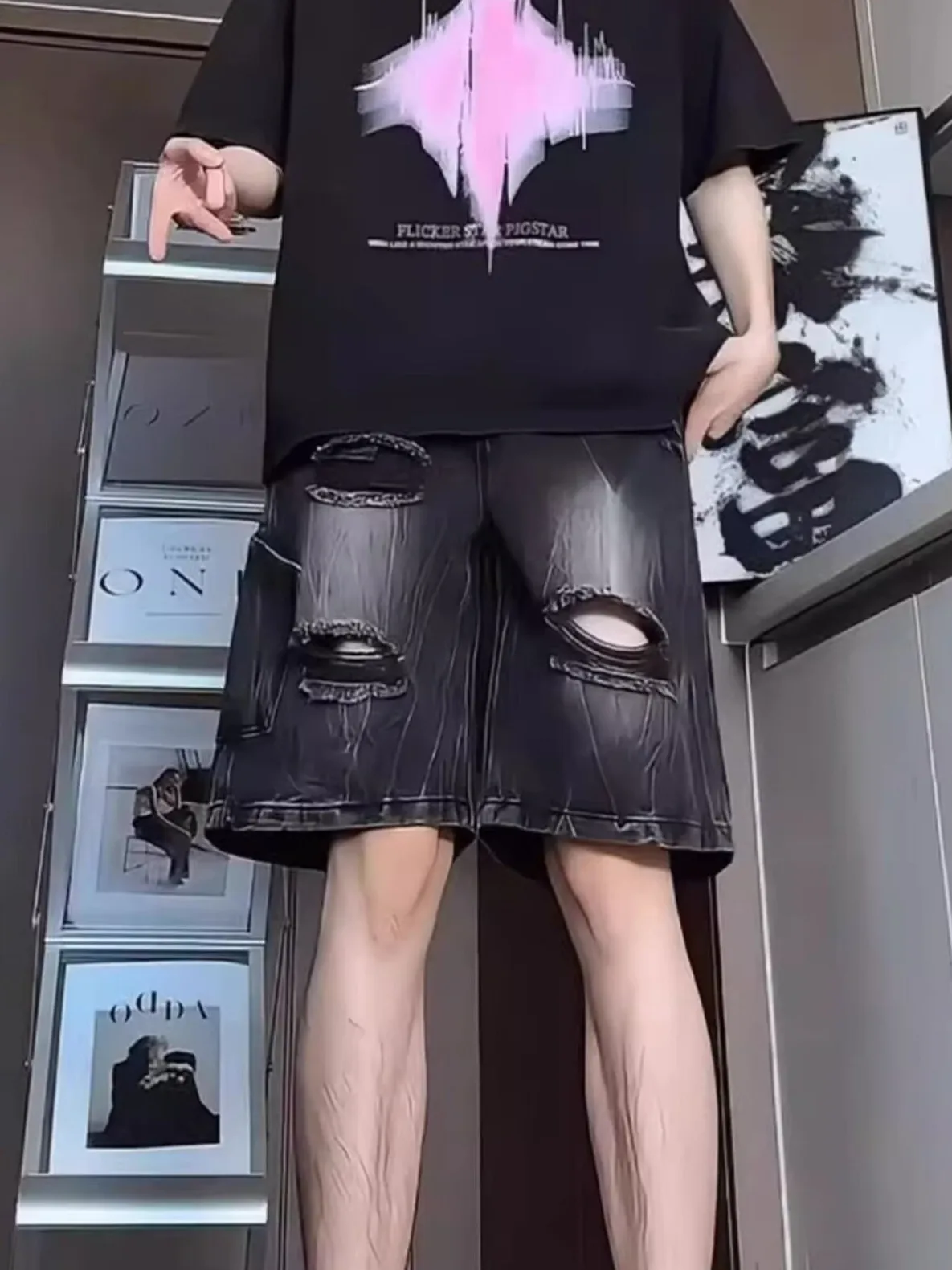 Ретро-джинсы в американском стиле с дырками, мужские летние тонкие свободные прямые широкие брюки, модные брендовые джинсы-«бомжатки», повседневные джинсы
Ретро-джинсы в американском стиле с дырками, мужские летние тонкие свободные прямые широкие брюки, модные брендовые джинсы-«бомжатки», повседневные джинсы