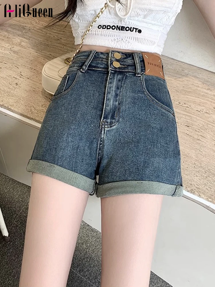 Summer Women Streetwear Wide Leg Thin Curled Short Jeans Female Harajuku Retro Casual High Waisted Patchwork Denim Hot Shorts
Summer Women Streetwear Wide Leg Thin Curled Short Jeans Female Harajuku Retro Casual High Waisted Patchwork Denim Hot Shorts