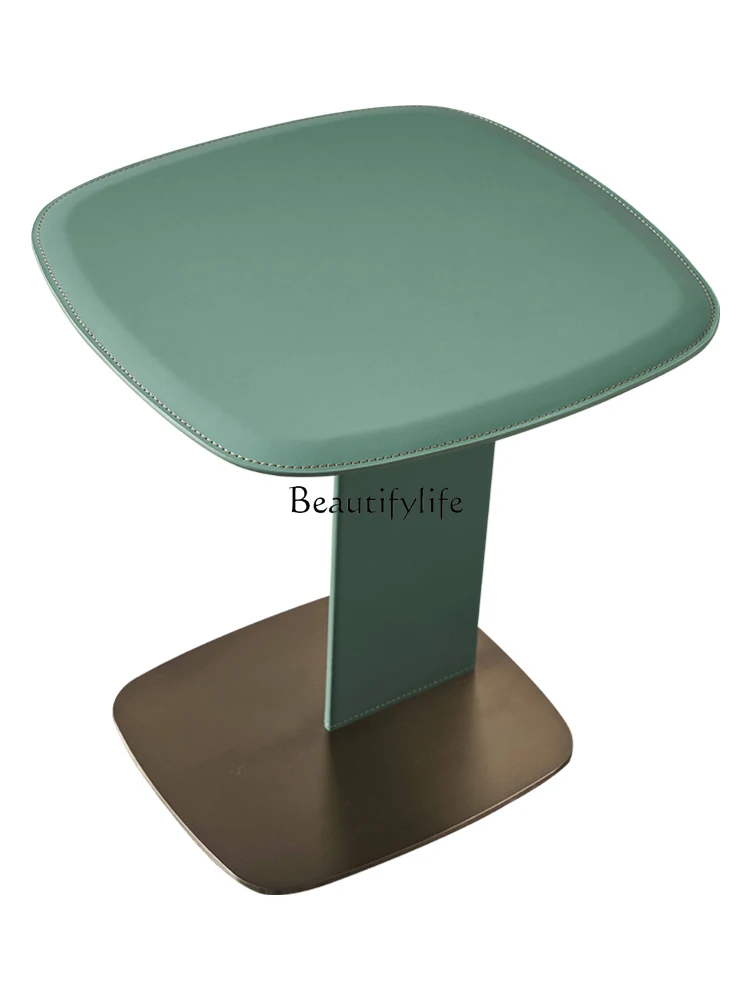Italian minimalist saddle leather edge several living room small apartment light luxury modern sofa corner few
Italian minimalist saddle leather edge several living room small apartment light luxury modern sofa corner few