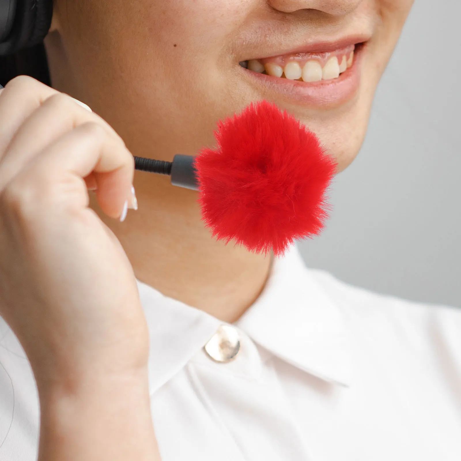 10pcs Microphone Cover Furry Protective Muff Furry Cover For Microphone For Mic Windproof Dustproof Anti-Saliva Accessory
10pcs Microphone Cover Furry Protective Muff Furry Cover For Microphone For Mic Windproof Dustproof Anti-Saliva Accessory