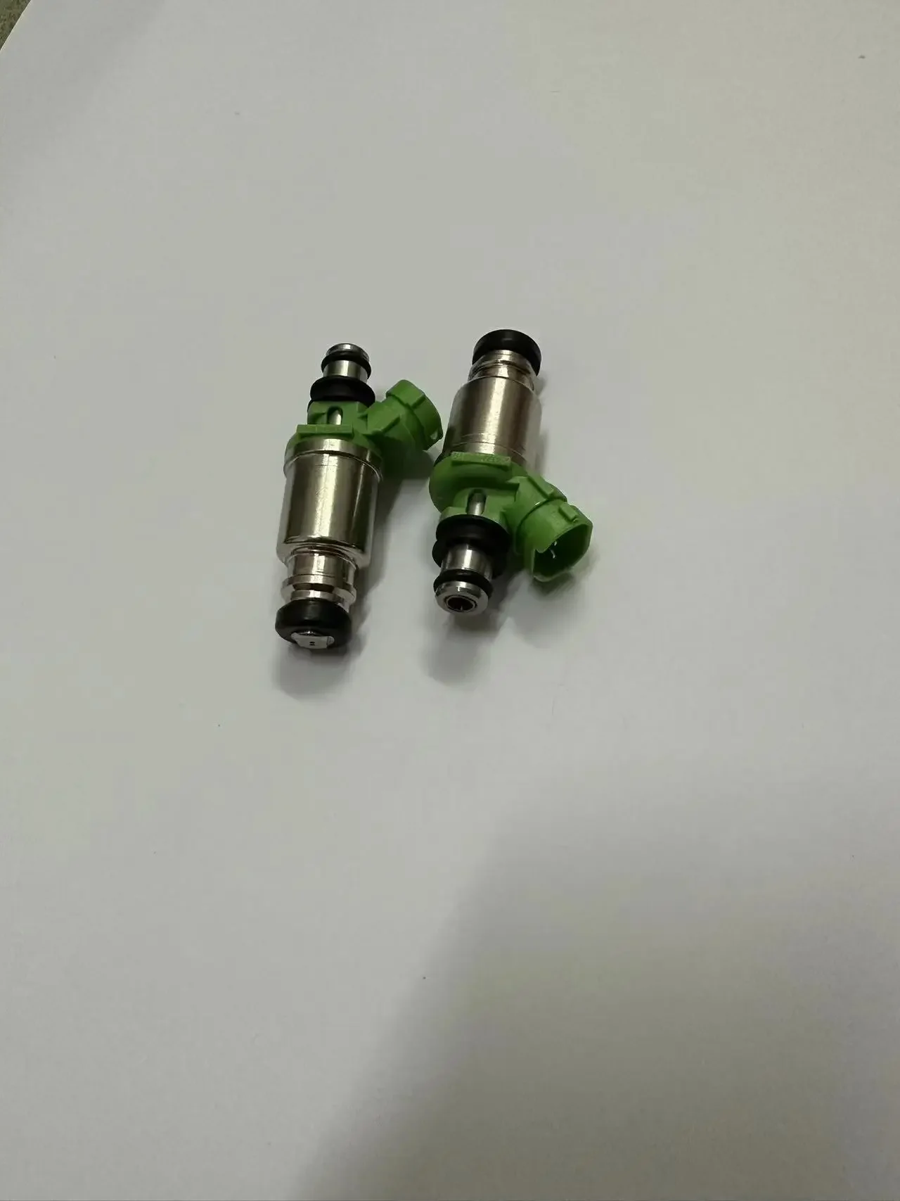23250-16170 fuel injector is suitable for 1996-2001 Toyota Corona 1.6L 4AFE 5A 7A 7AFE AE102
23250-16170 fuel injector is suitable for 1996-2001 Toyota Corona 1.6L 4AFE 5A 7A 7AFE AE102