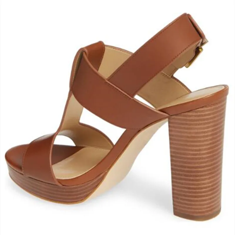 DIZHUANG shoes Fashion women's high heeled sandals. About 12 cm heel height. Artificial leather. Summer women's shoes. size34-45
DIZHUANG shoes Fashion women's high heeled sandals. About 12 cm heel height. Artificial leather. Summer women's shoes. size34-45