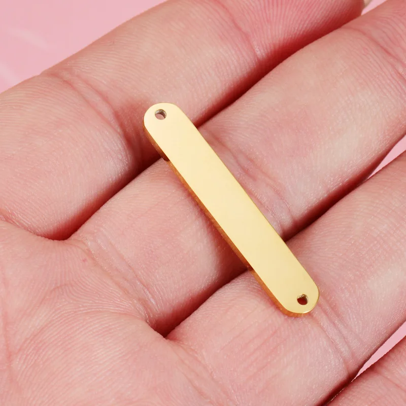 20Piece/Lot 6*35mm Stainless Steel Double Hole Long Strip Charms Pendants for Earrings Necklace DIY Jewelry Making Wholesale
20Piece/Lot 6*35mm Stainless Steel Double Hole Long Strip Charms Pendants for Earrings Necklace DIY Jewelry Making Wholesale