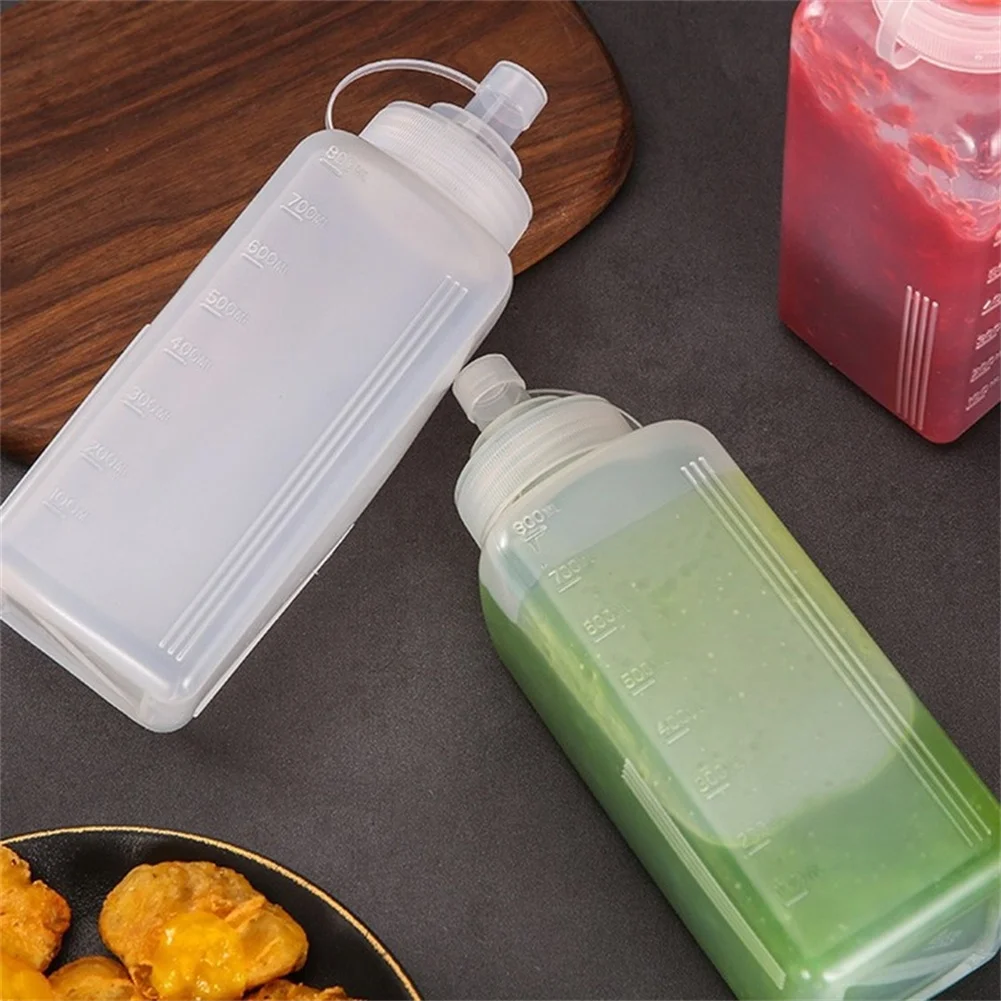 Plastic Squeeze Bottle Forfood-Grade Large Diameter Bottle Squeeze Bottle Tableware Gravy Boats Flexible Texture With Box Lid
Plastic Squeeze Bottle Forfood-Grade Large Diameter Bottle Squeeze Bottle Tableware Gravy Boats Flexible Texture With Box Lid