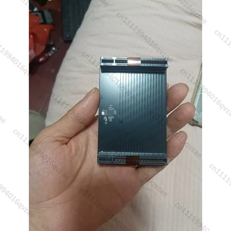 2080TI Rtx8000 Nvlink Bridge, Two Slots, Three Slots and Four Slots
2080TI Rtx8000 Nvlink Bridge, Two Slots, Three Slots and Four Slots