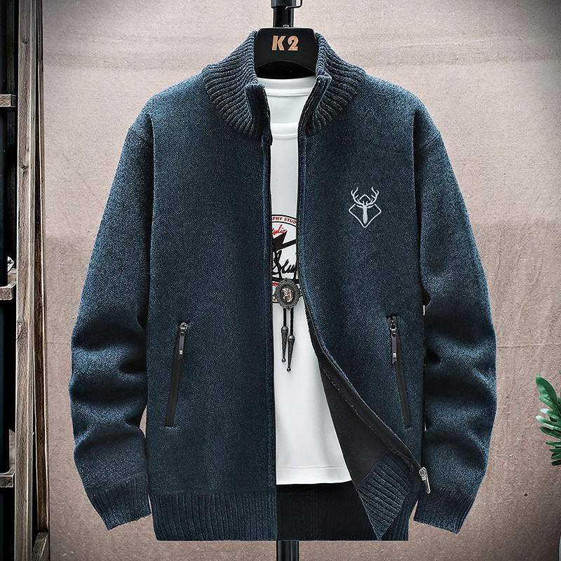 New Men's Fleece Cardigan Sweater Embroidery Casual Knit Sweater Jacket High Quality Male Autumn Winter Clothing
New Men's Fleece Cardigan Sweater Embroidery Casual Knit Sweater Jacket High Quality Male Autumn Winter Clothing