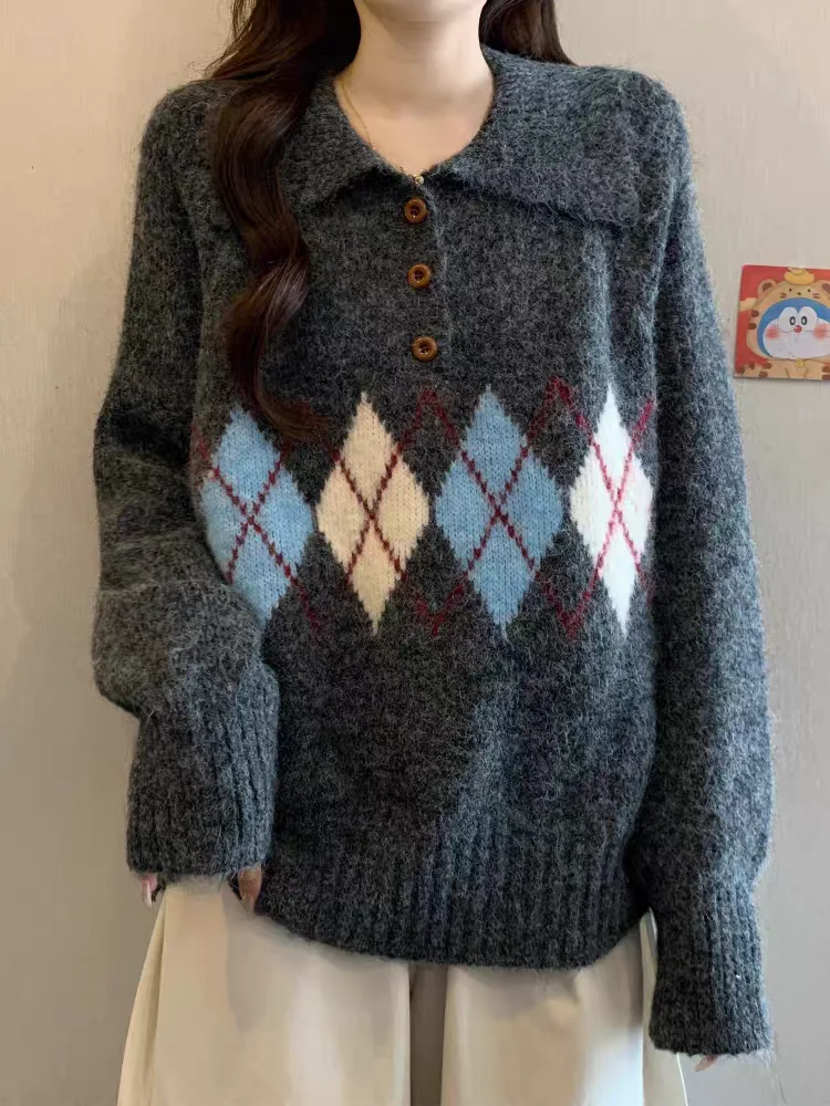 2025 New Fashion Collar Retro Diamond Grid Long Sleeve Sweater All-Match Autumn Winter Overhead Knitwear Women's Clothing
2025 New Fashion Collar Retro Diamond Grid Long Sleeve Sweater All-Match Autumn Winter Overhead Knitwear Women's Clothing