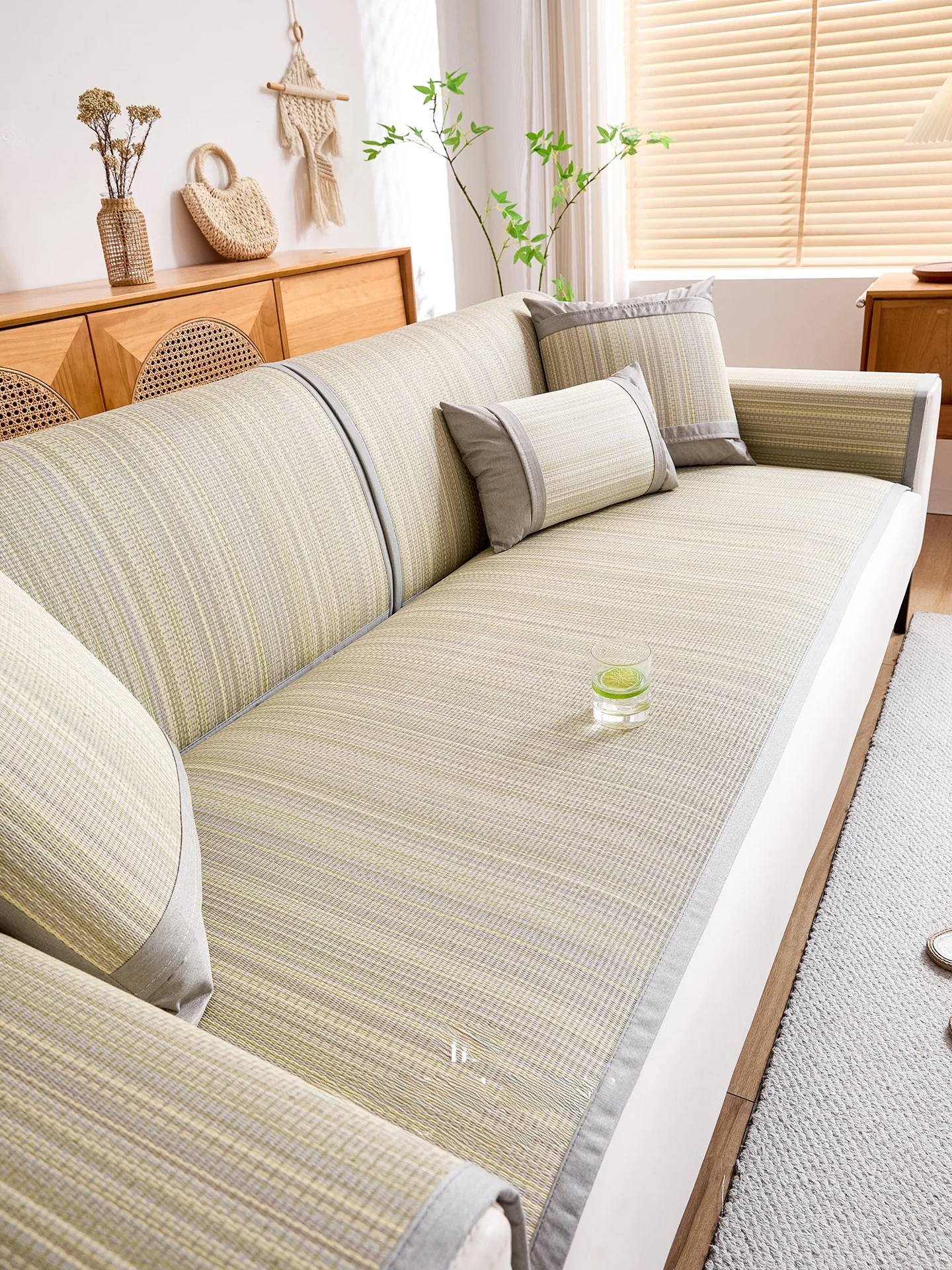 Mandarin Orange 2026 Summer New Style Mint Grass Cooling Sensation Living Room Sofa Cushion Mat Non-Slip Pad for Sofa
Mandarin Orange 2026 Summer New Style Mint Grass Cooling Sensation Living Room Sofa Cushion Mat Non-Slip Pad for Sofa
