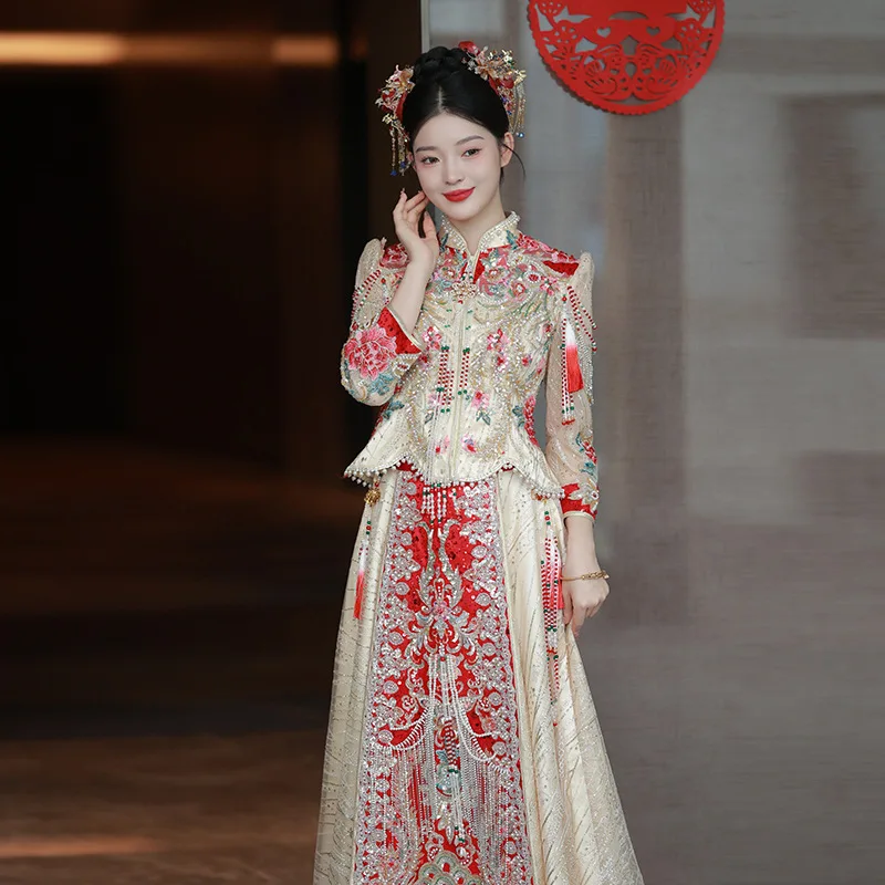 Высококачественная одежда Xiuhe 2024, новое продвинутое свадебное платье, маленький женский костюм с тостом цвета шампанского
Высококачественная одежда Xiuhe 2024, новое продвинутое свадебное платье, маленький женский костюм с тостом цвета шампанского